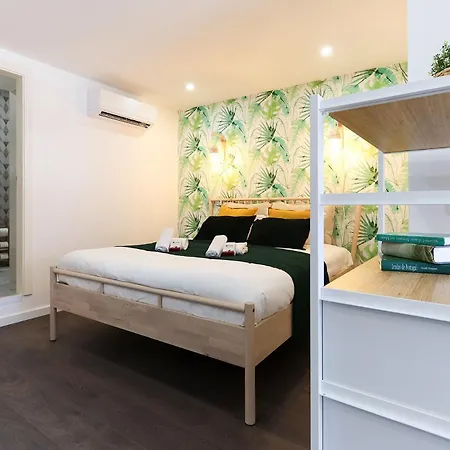 Benfica Ii By Homing * Lissabon