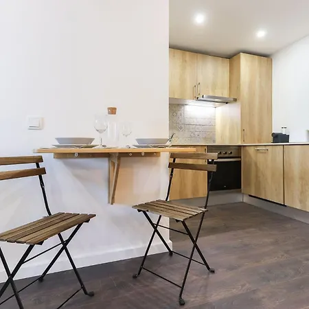 Benfica Ii By Homing 리스본